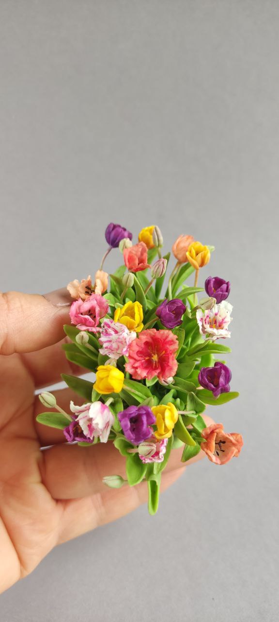 Composition with tulips