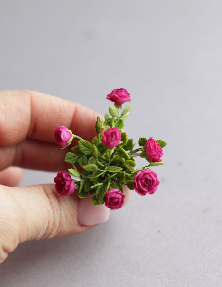 Garden rose bush 1:12