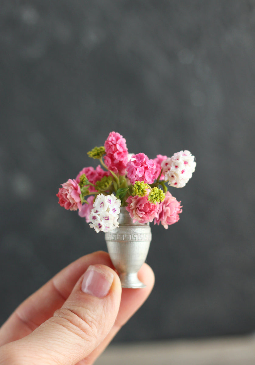 Large summer bouquet with phlox, poppies and peonies 1:12