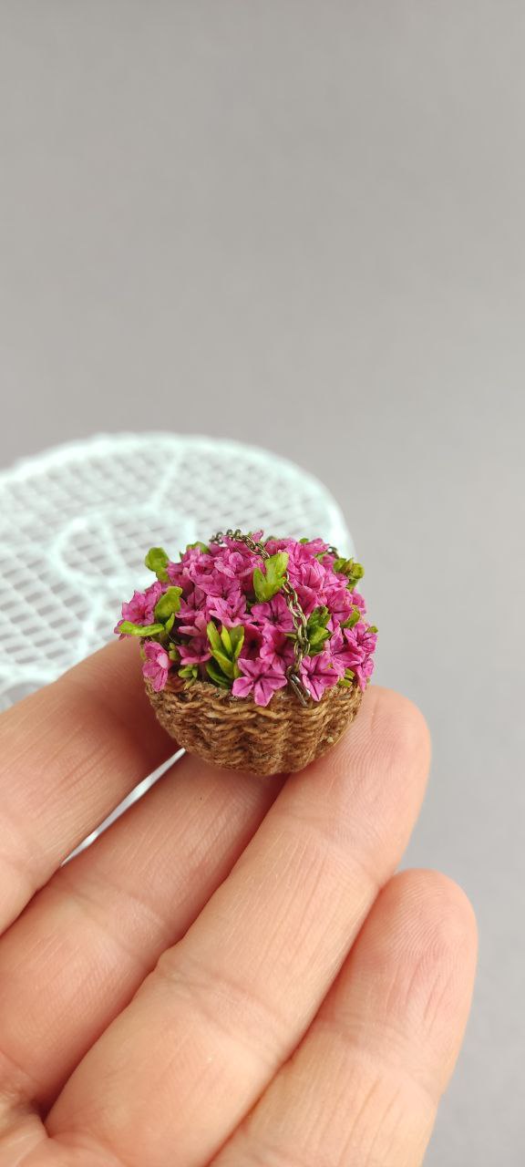 Basket with petunia