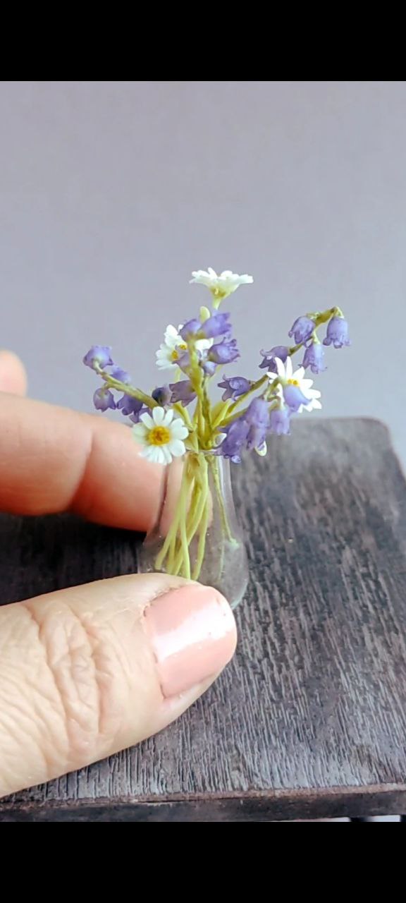 Bouquet of bells and daisies