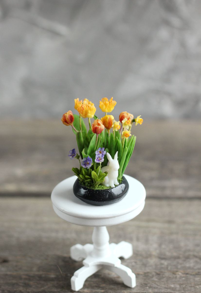 *                    Arrangement with tulips, violet and daffodils