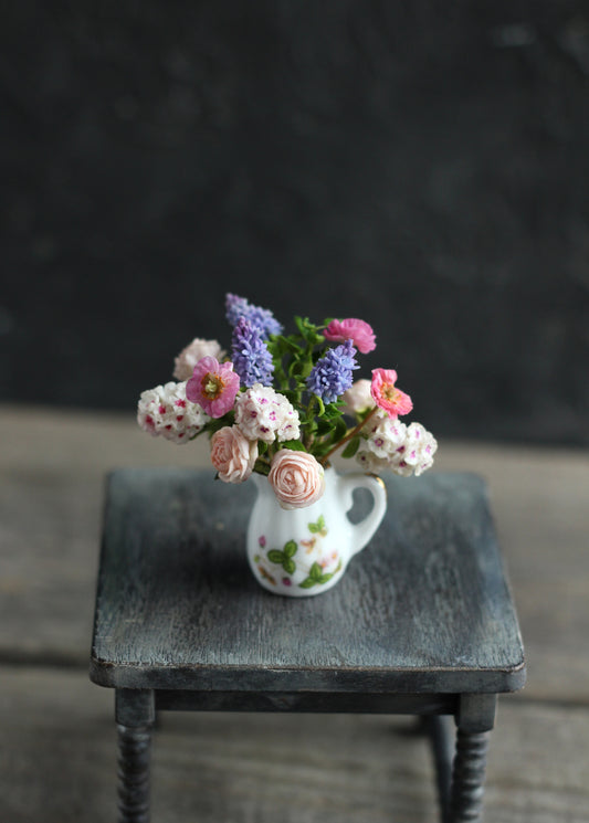 *                  Luxurious summer bouquet in ceramic jug 1:12