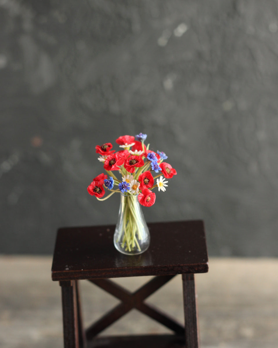 Miniature bouquet of wildflowers 1:12 in glass vase