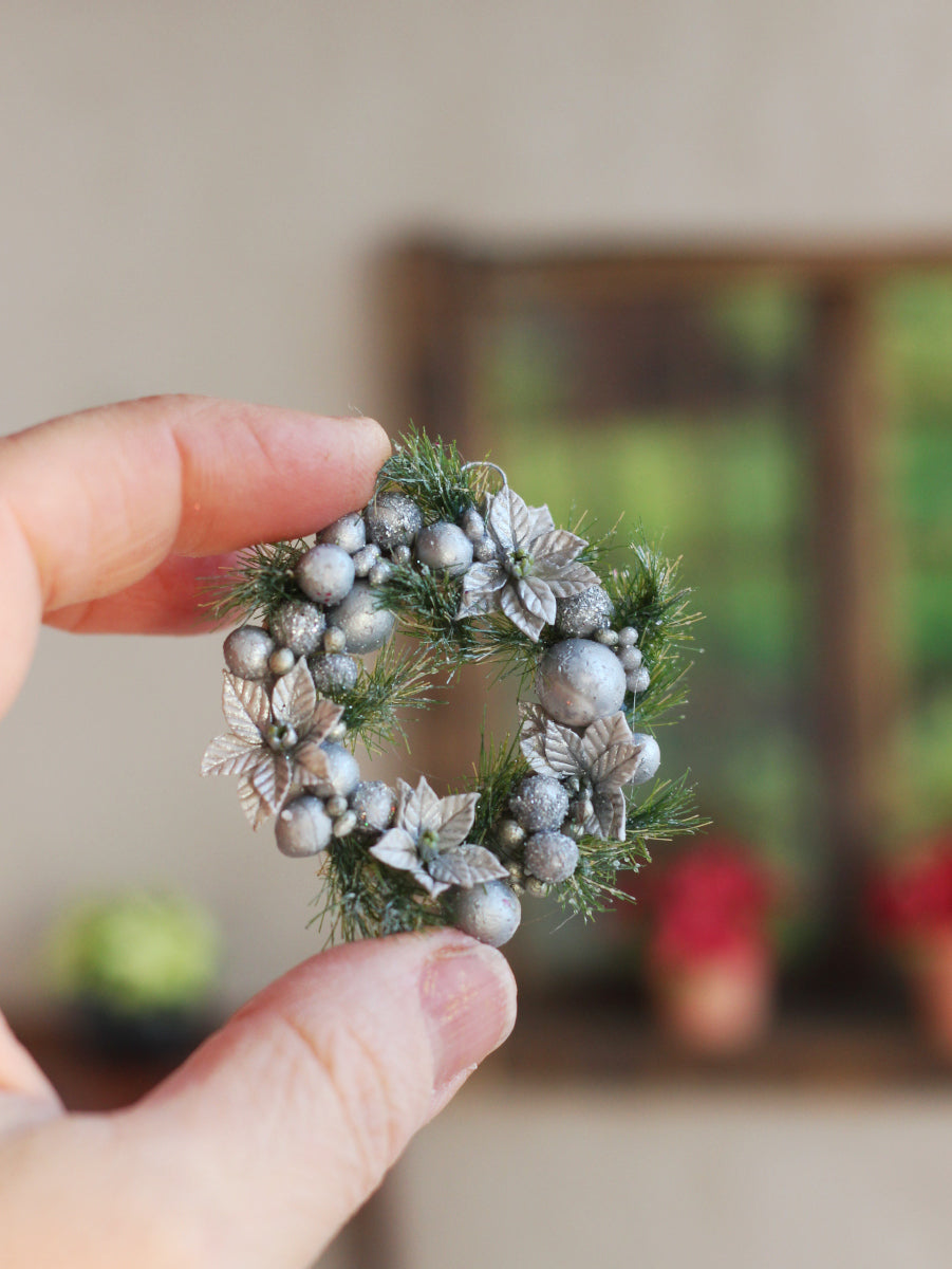 Christmas wreath for dollhouse 1:12