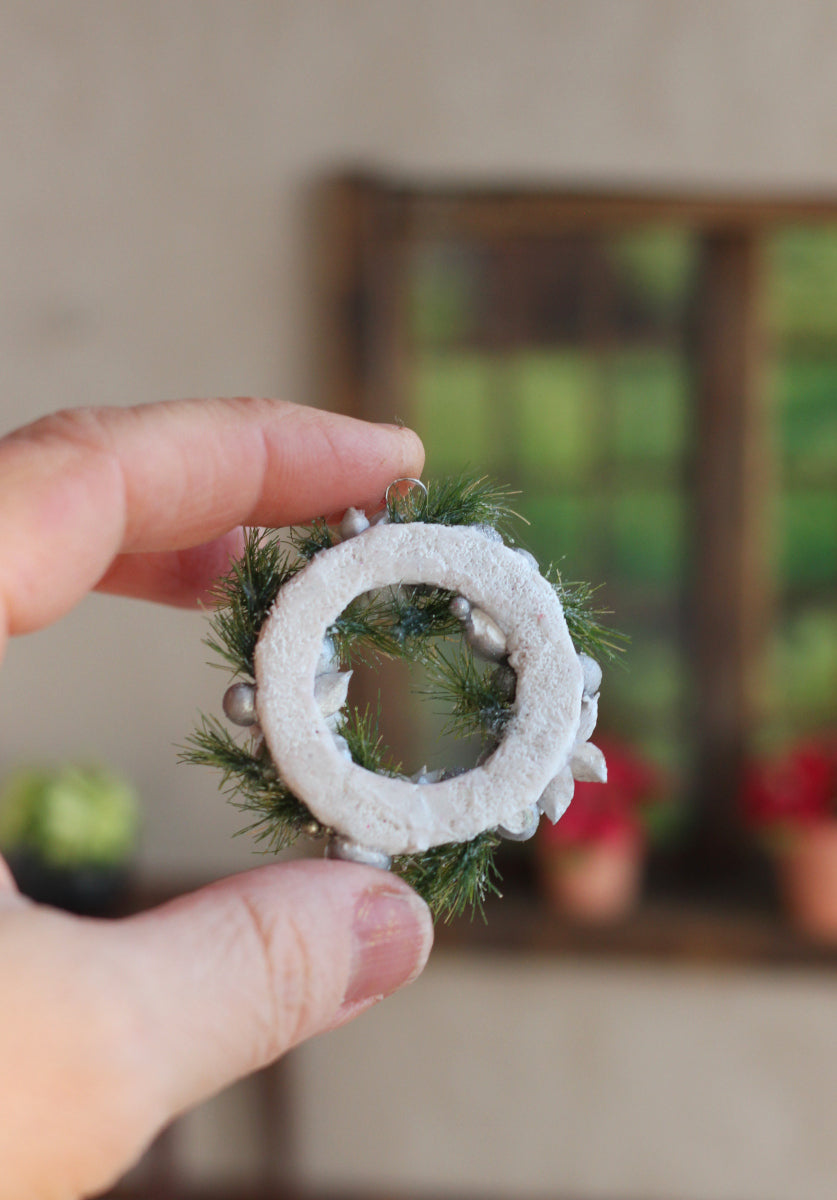 Christmas wreath for dollhouse 1:12