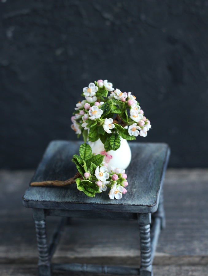 Bouquet of apple blossoms 1:6