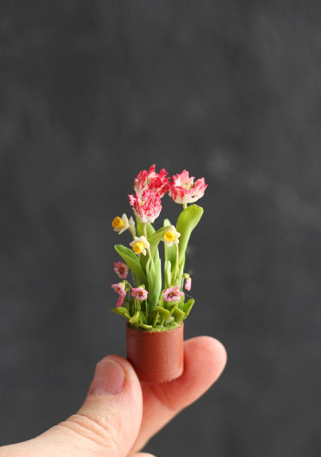 Spring composition with Easter bunny