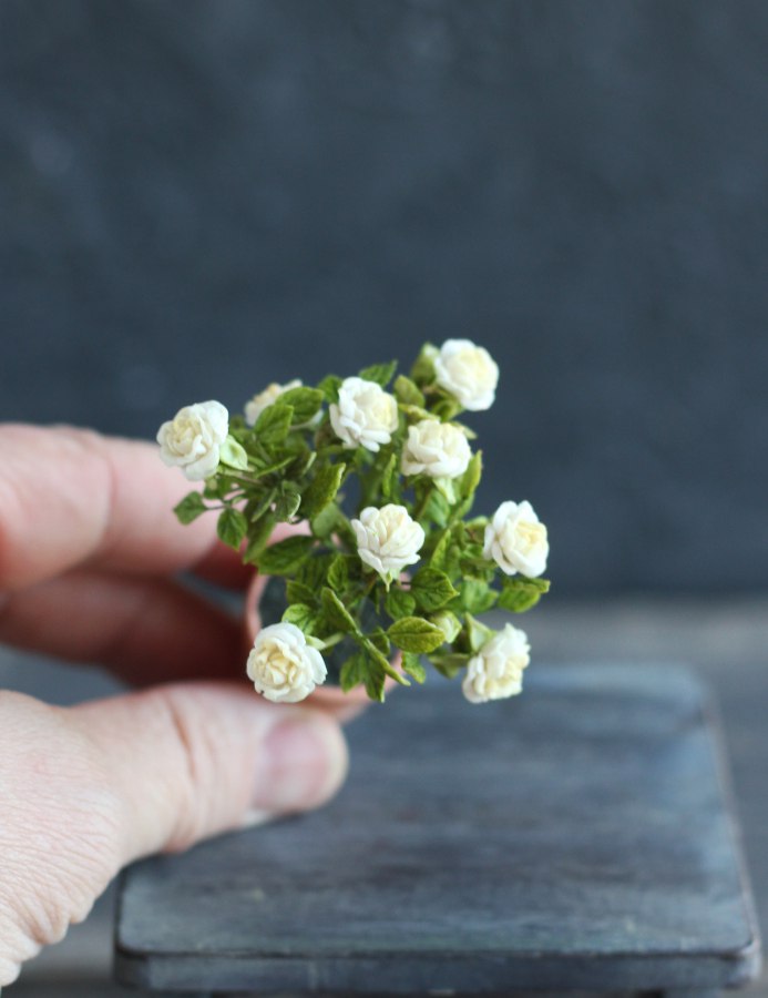 English Stemmed Rose 1:12