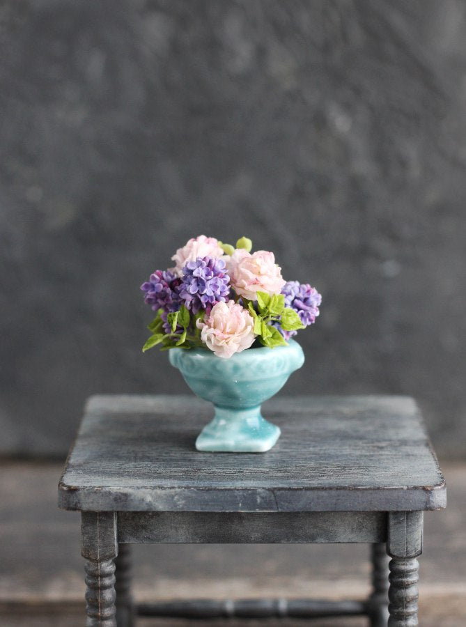 *                        Bouquet of lilacs and peonies 1:12