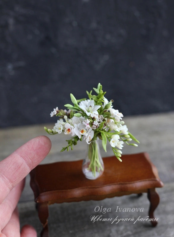 Bouquet in white