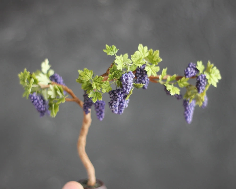 *                                        Vine of Dark Grapes 1:12